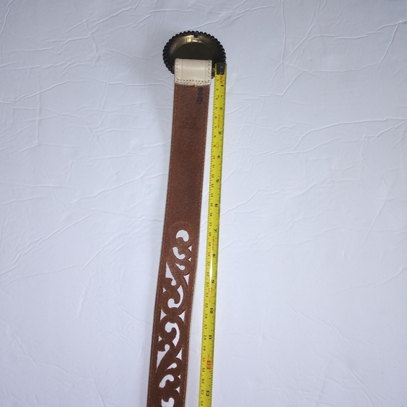 Ivory leather belt - Picture 5 of 11